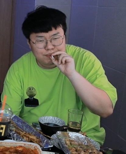 16178995329229.jpg