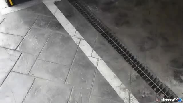 16263090829929.jpg