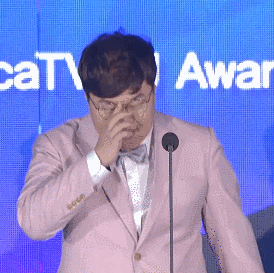 16288758813085.gif