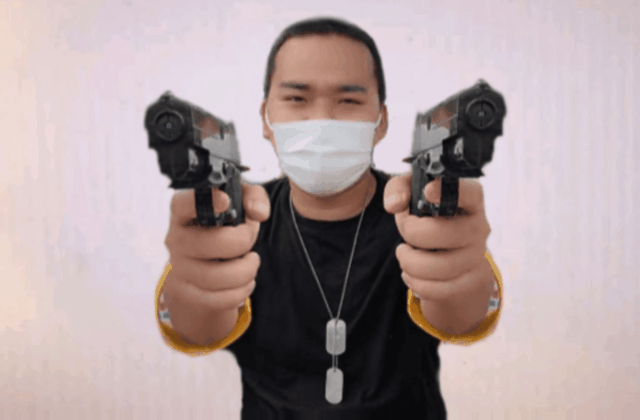 16288974857559.gif