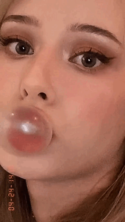 16297758593703.gif