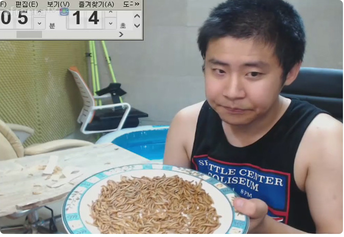 16312410840125.png