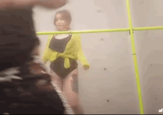 16460370932404.gif