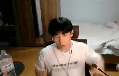 16498674837173.gif