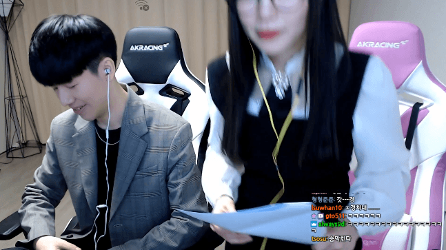 16300056665979.gif